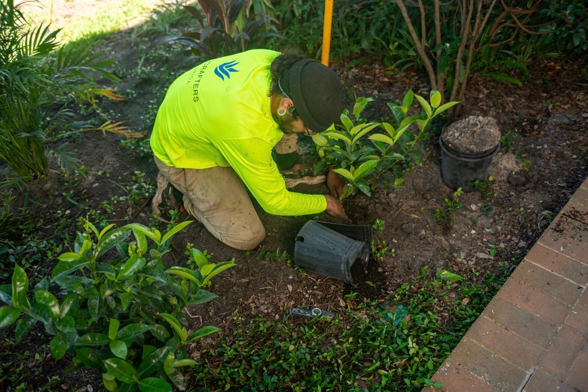 Crew maintenace landscape 10