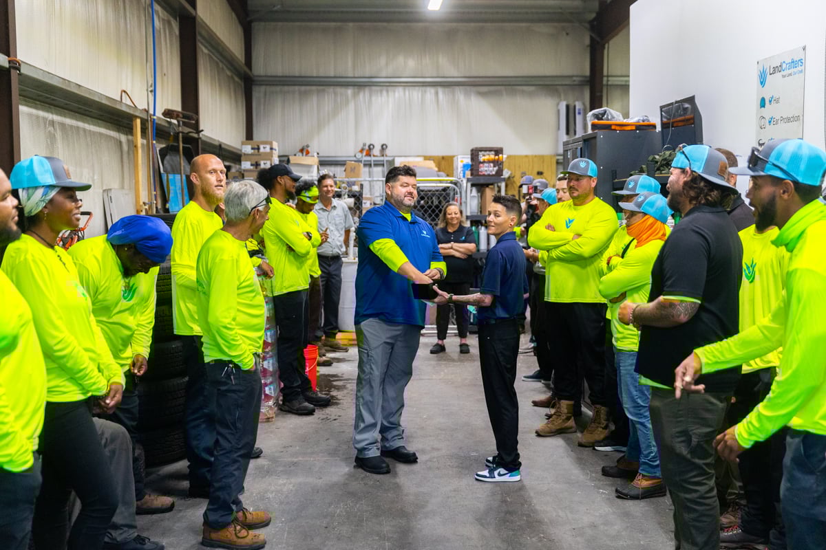 crew meeting training team shop 5