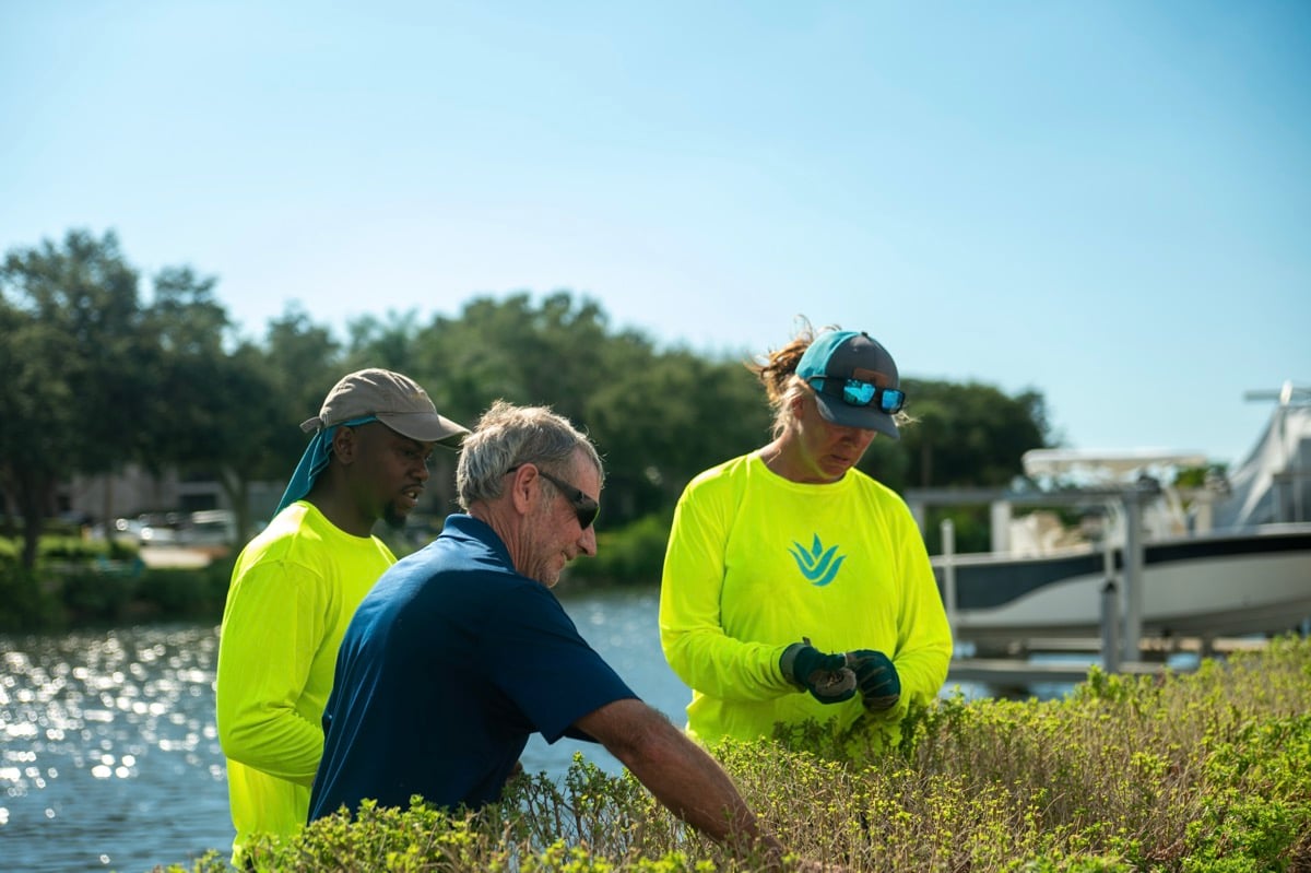 Maintenance landscape crew water 2