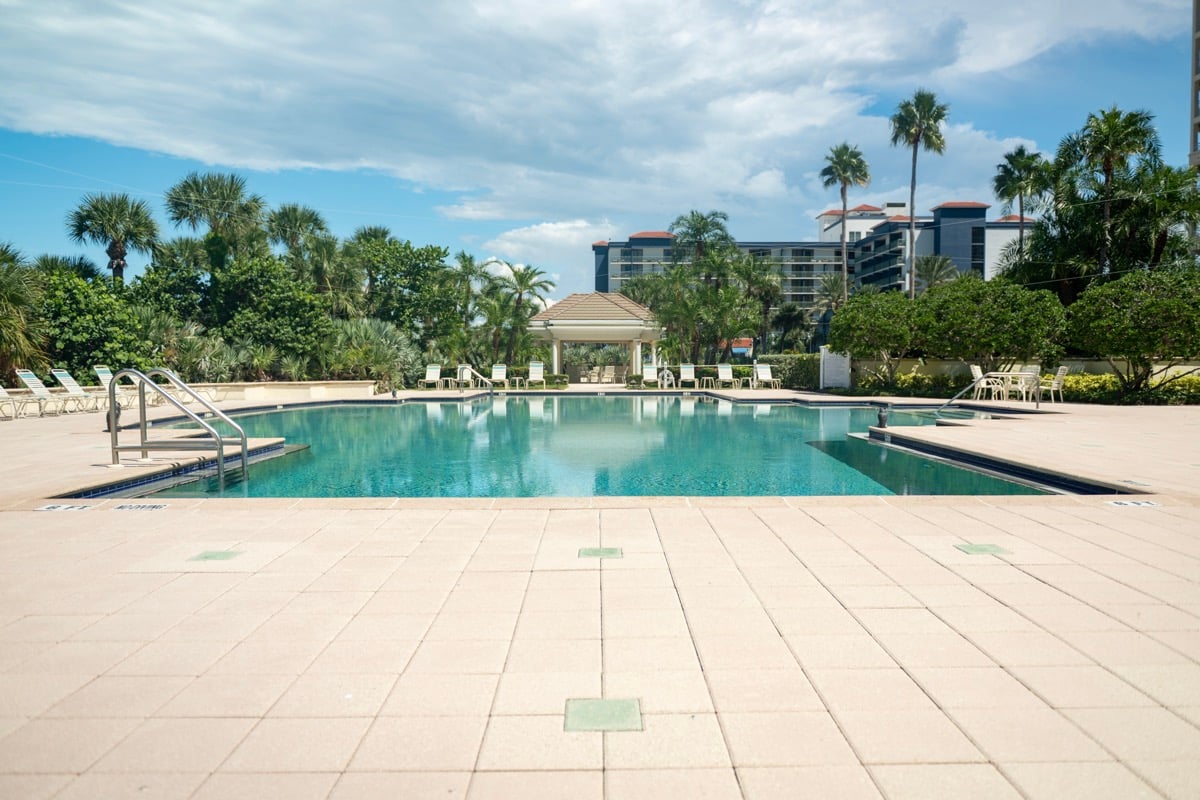 commercial hoa landscape beds pool beach 3