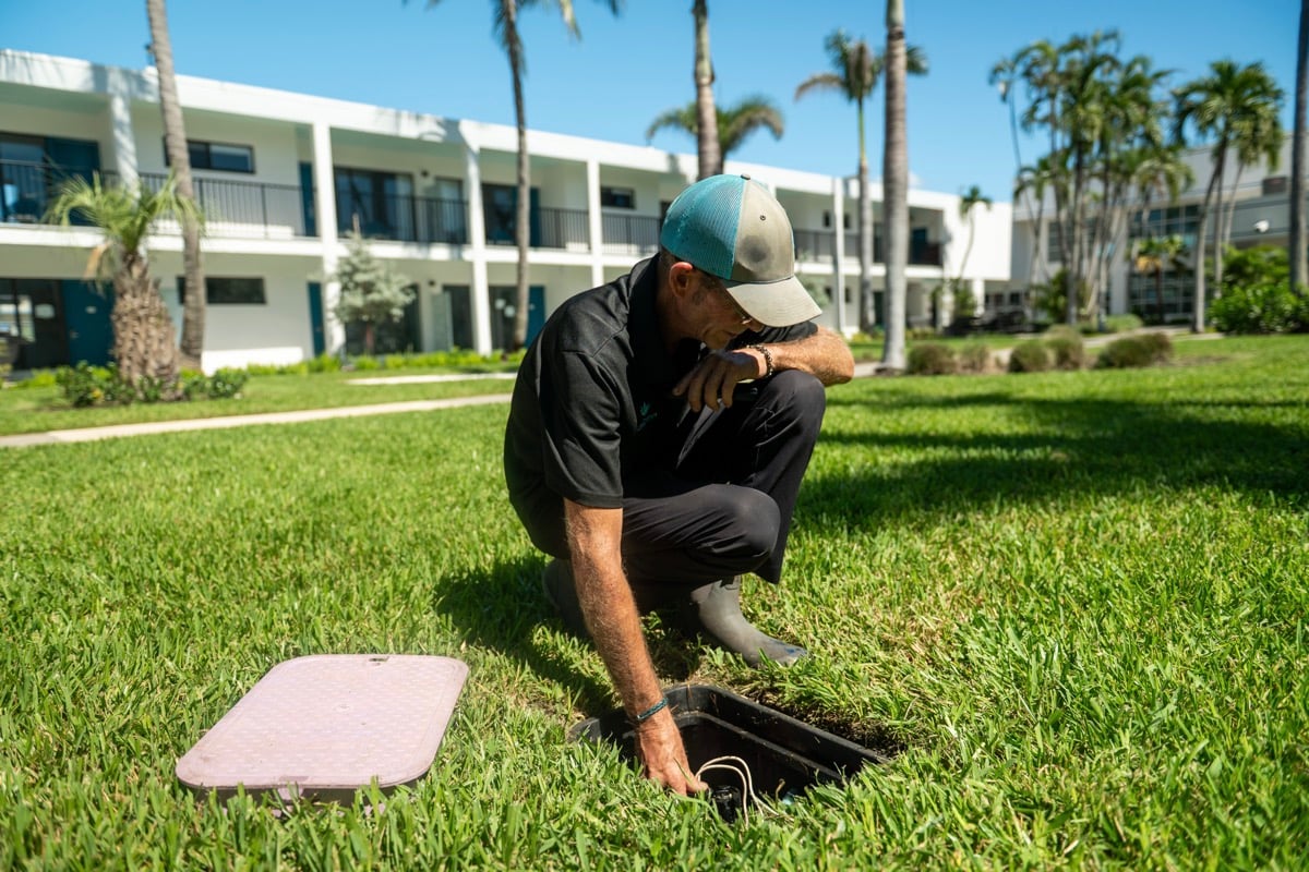 irrigation manager commercial property crew 4