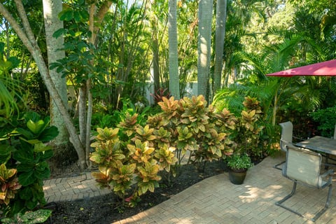 residential landscape paver patio landscape beds