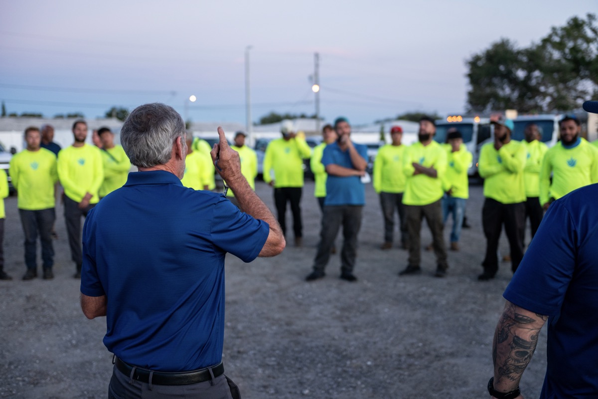 Team meeting crew 10